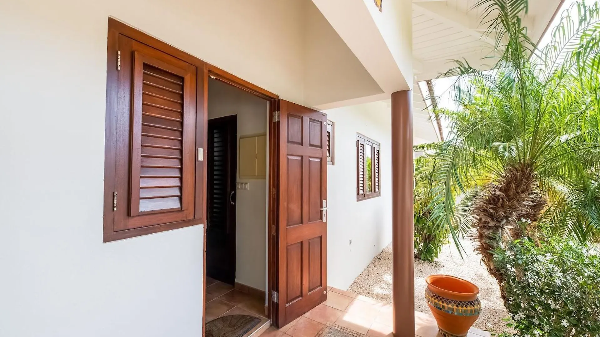 Holiday Villa At Jan Thielstrand In Willemstad