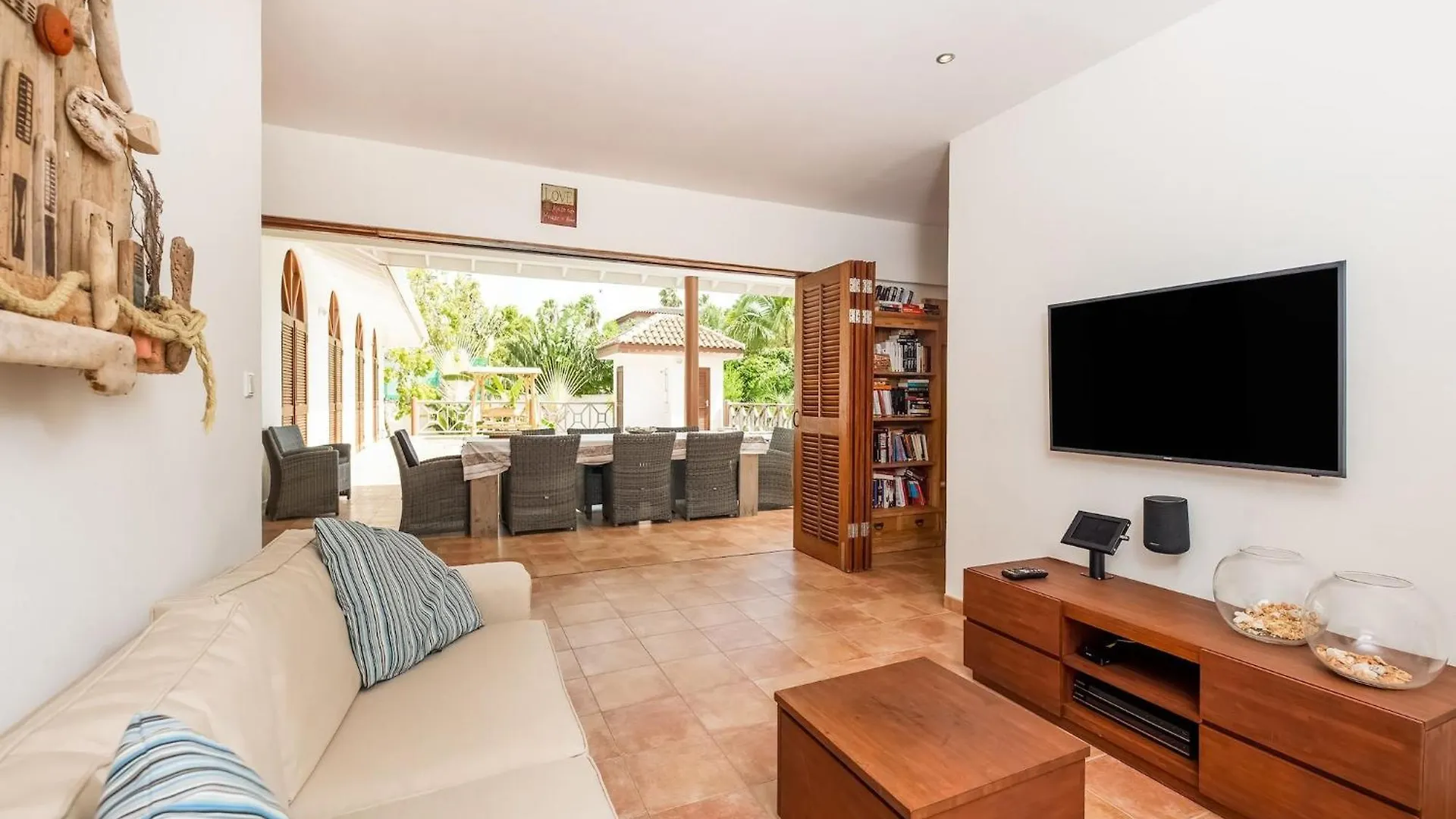 Holiday Villa At Jan Thielstrand In Willemstad