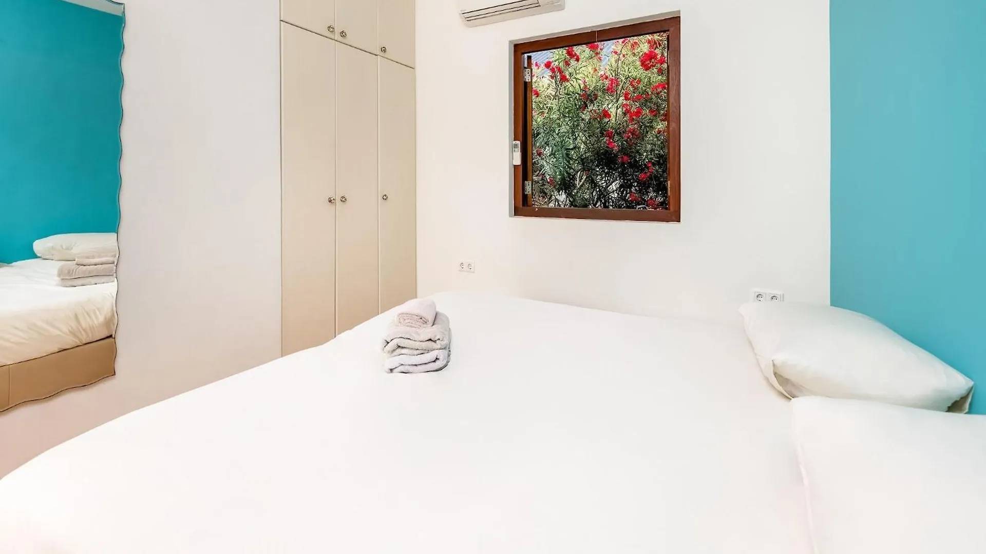 Holiday Villa At Jan Thielstrand In Willemstad