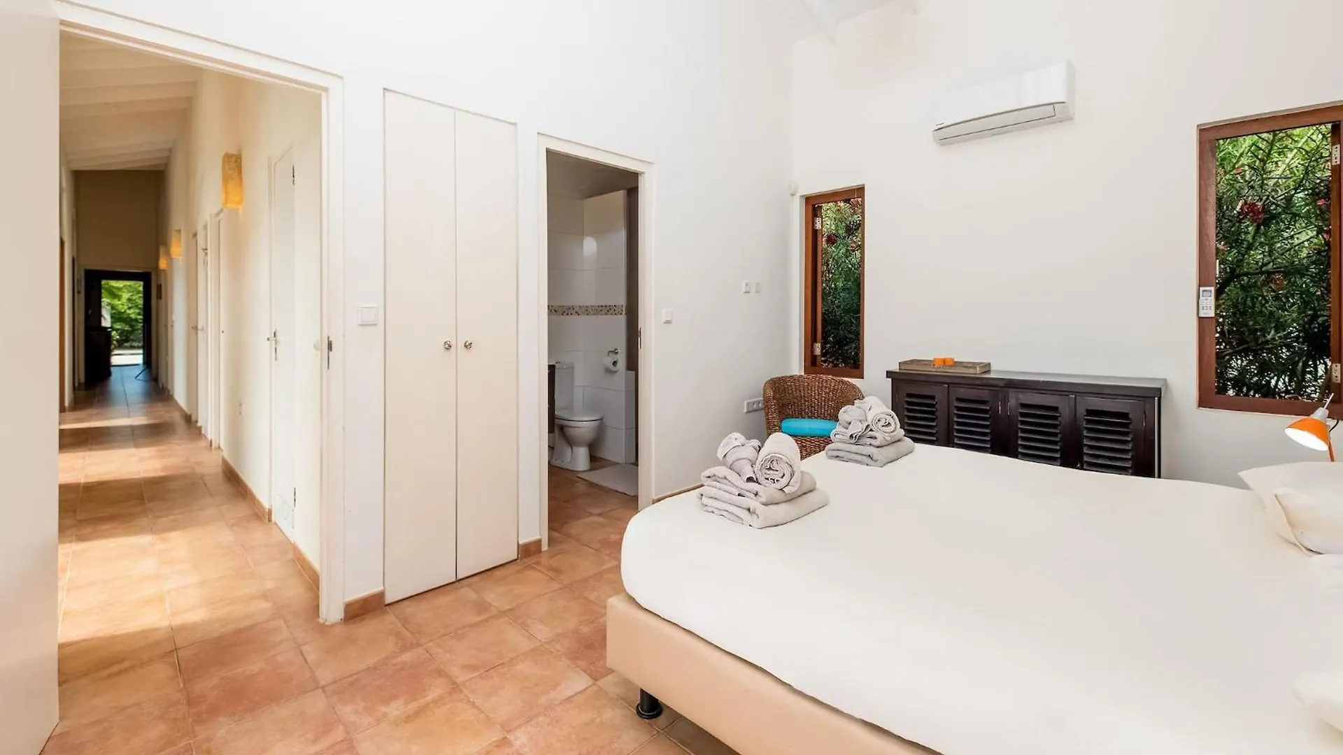 Holiday Villa At Jan Thielstrand In Willemstad קוראסאו